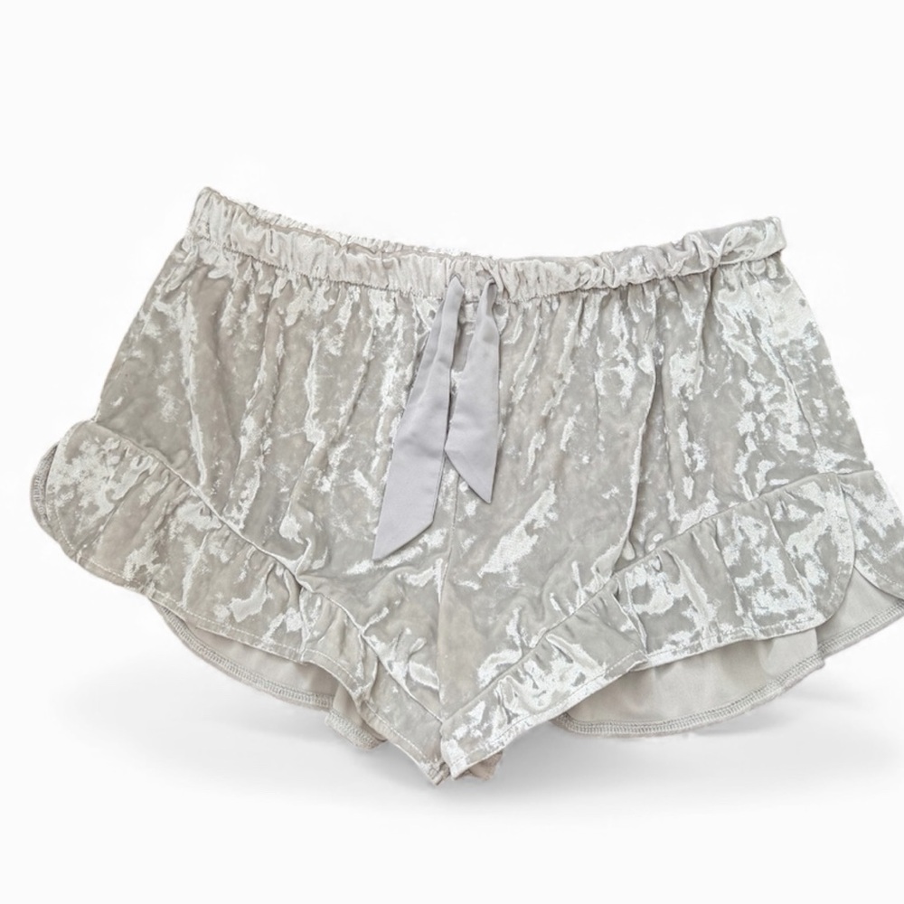 VICTORIA’S SECRET Velvet Grey Plush PJ Sleep Lounge Shorts Women’s Size Large